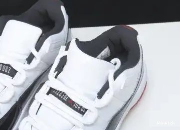 AV2187-160 LOW AIR 11 CONCORD JORDAN BRED 0702